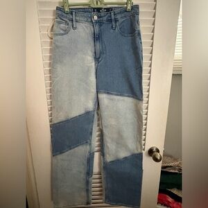 Hollister high rise dad jeans size 26, some discoloration on legs